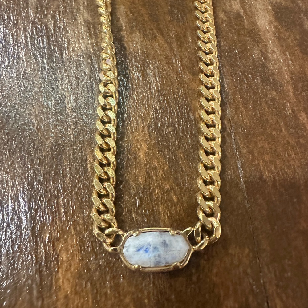 Kendra Scott Necklace